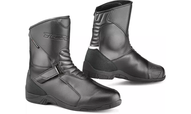 Buty motocyklowe TCX Hub Wp m skie kolor czarny czarny